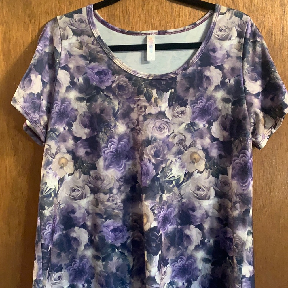 Lularoe large classic tee Purple flowers